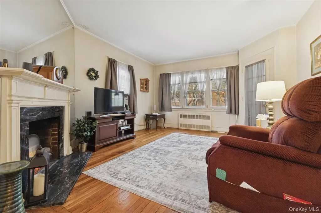 213 Burns Street Forest Hills NY 11375