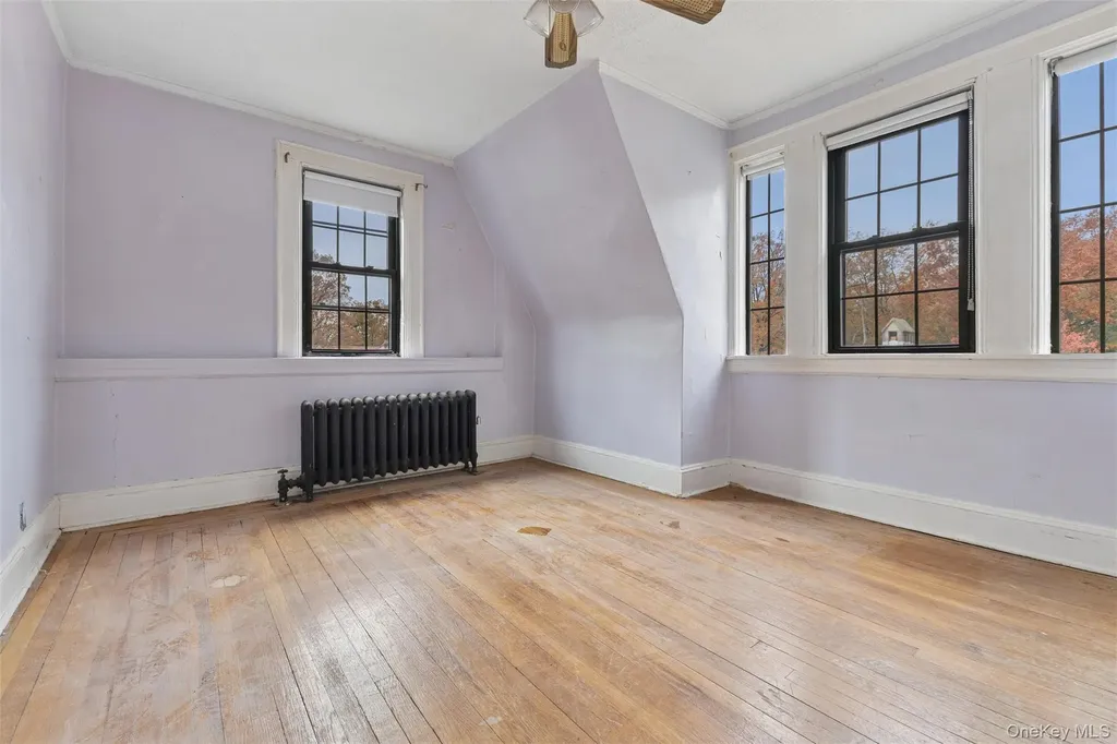213 Burns Street Forest Hills NY 11375