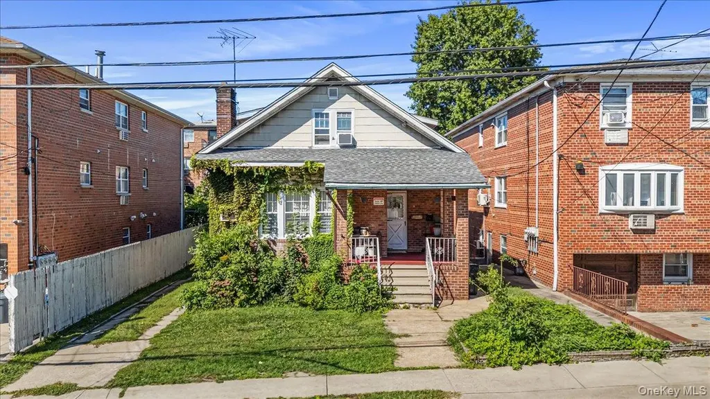 132-19 58th Avenue Flushing NY 11355