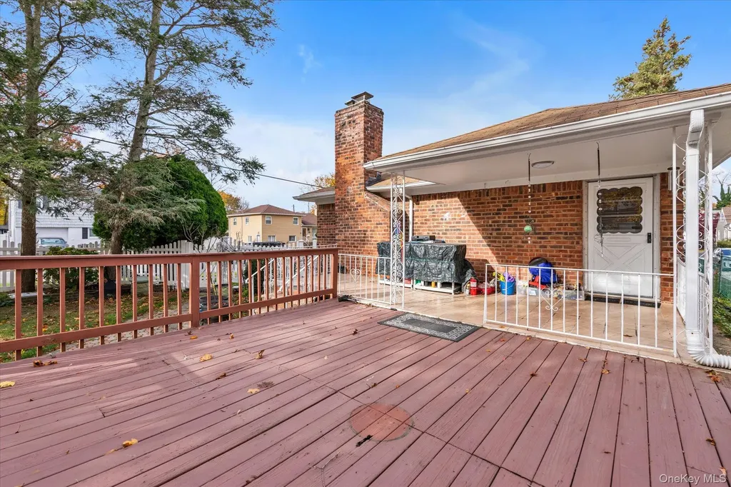 26 Humphrey Drive Syosset NY 11791