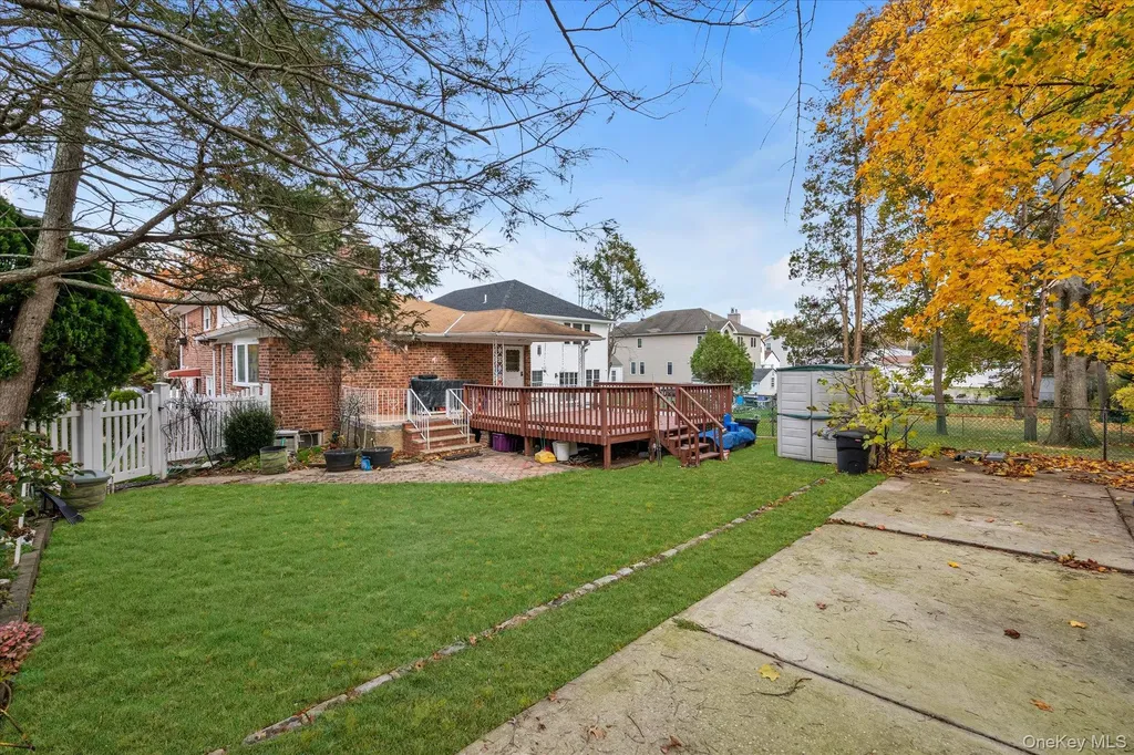 26 Humphrey Drive Syosset NY 11791