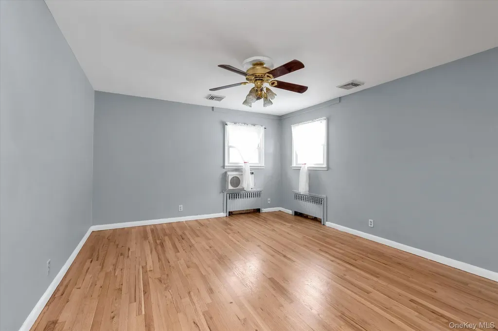 26 Humphrey Drive Syosset NY 11791