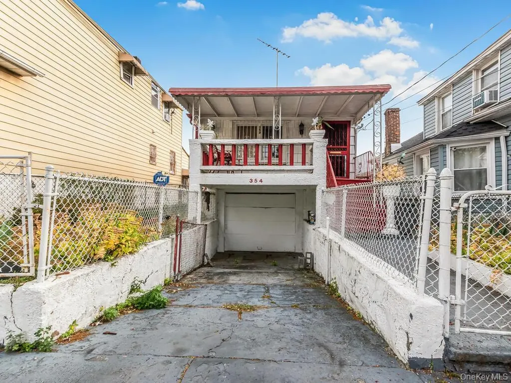 354 Thieriot Avenue Bronx NY 10473