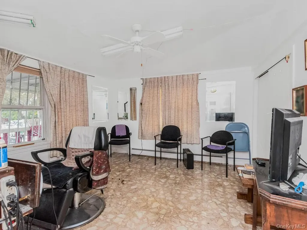 354 Thieriot Avenue Bronx NY 10473