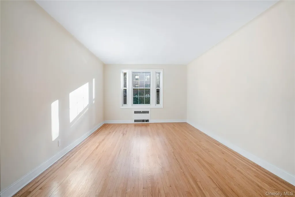 11007 73rd Road Forest Hills NY 11375