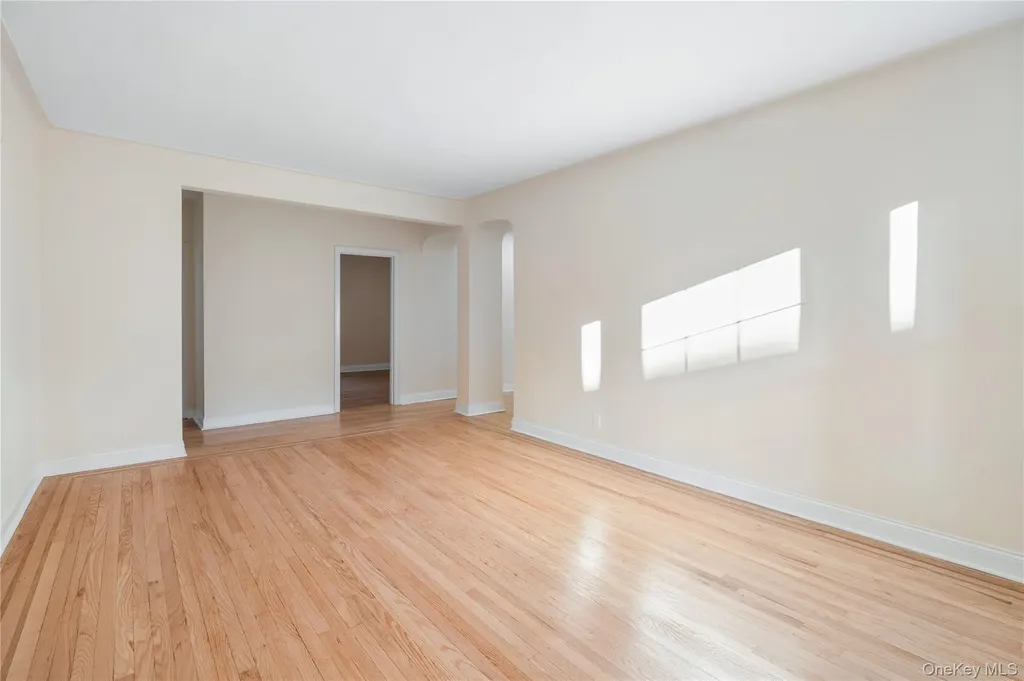 11007 73rd Road Forest Hills NY 11375