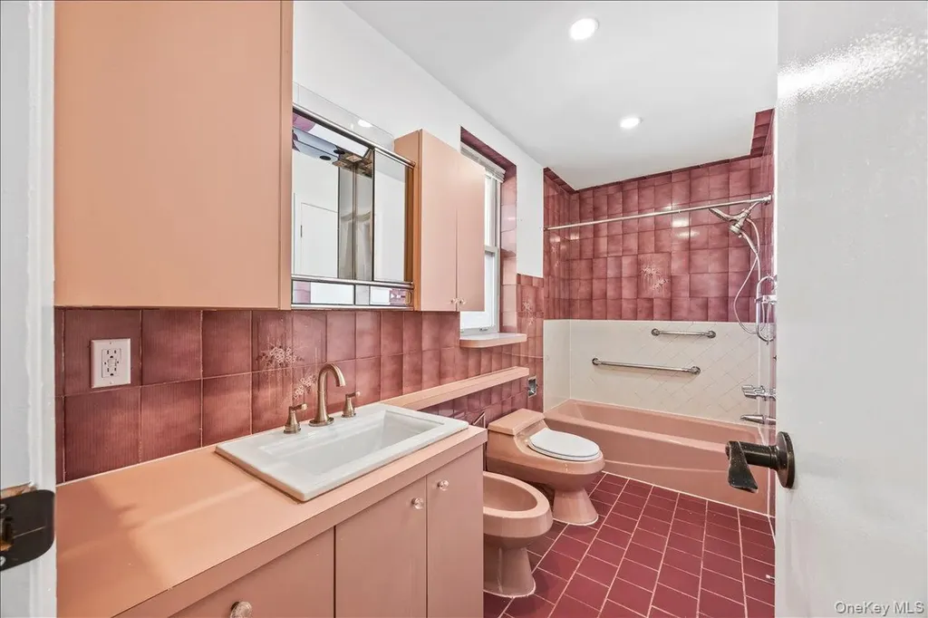 124 Alexander Avenue Yonkers NY 10704