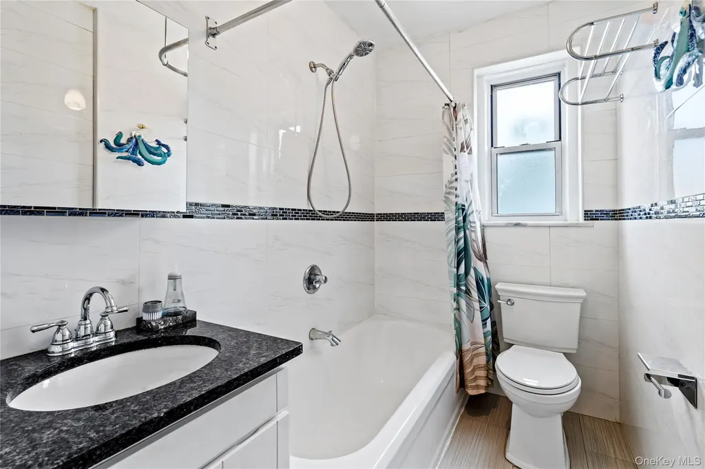 111-39 76th Road Forest Hills NY 11375