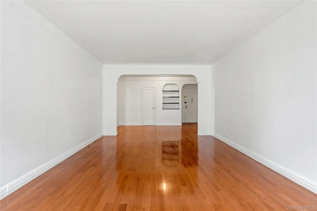 111-39 76th Road Forest Hills NY 11375