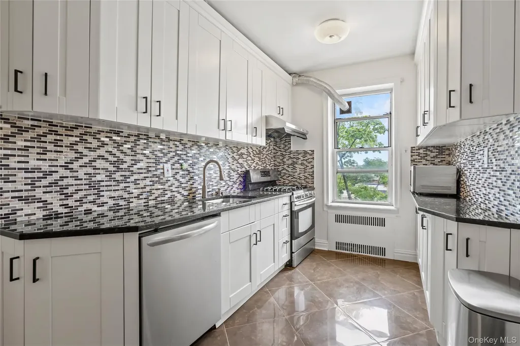 111-39 76th Road Forest Hills NY 11375