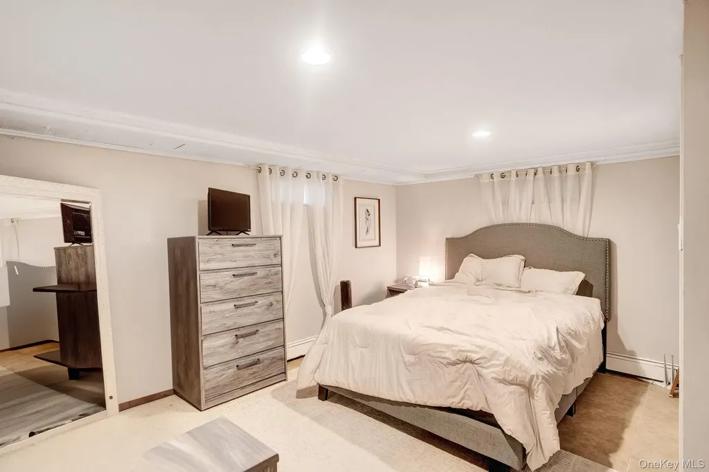 35 Gibson Boulevard Valley Stream NY 11581