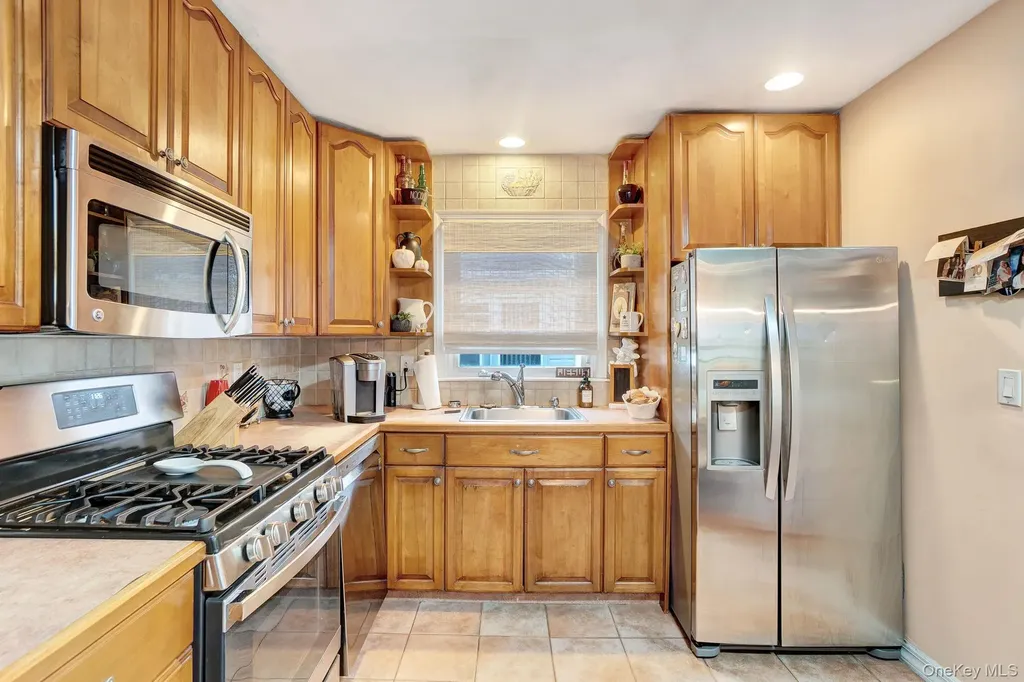 35 Gibson Boulevard Valley Stream NY 11581