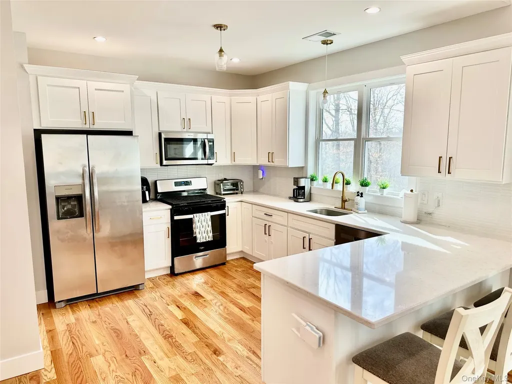 50 Picadilly Circle Rock Hill NY 12775