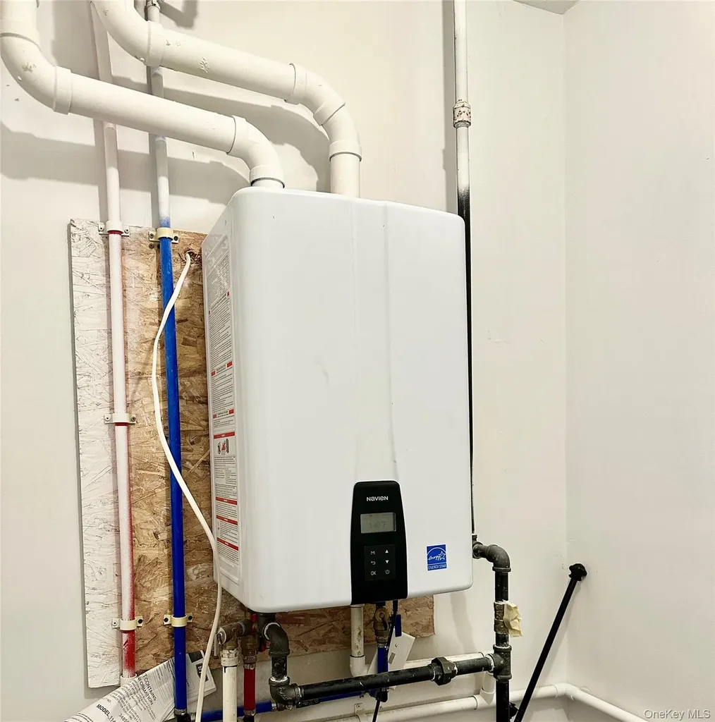 50 Picadilly Circle Rock Hill NY 12775