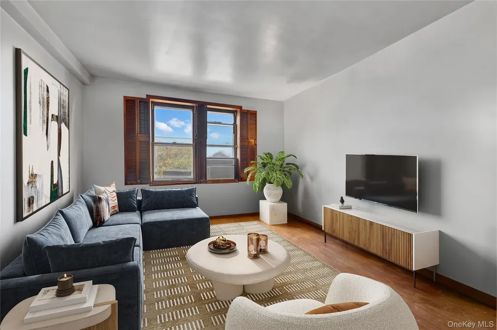 800 Grand Concourse Bronx NY 10451