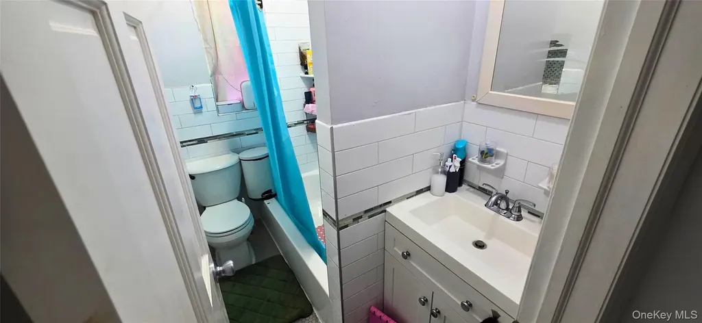 1147 Wheeler Avenue Bronx NY 10472