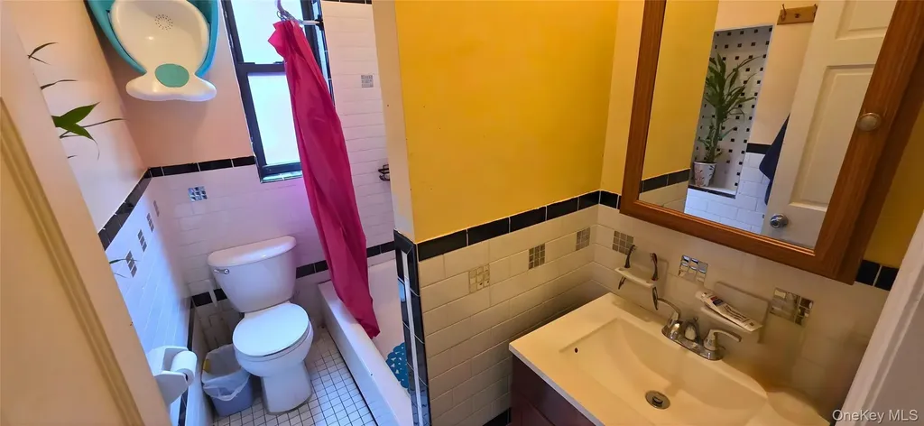 1147 Wheeler Avenue Bronx NY 10472