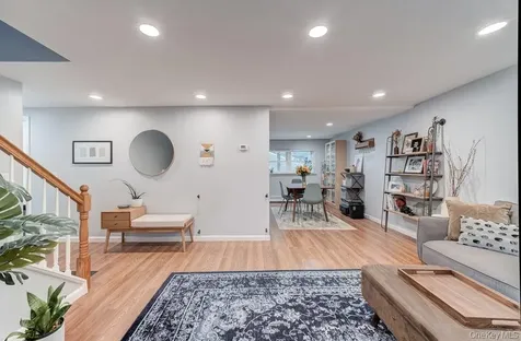 4 Forge Gate Drive Cold Spring NY 10516