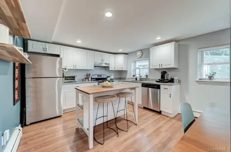 4 Forge Gate Drive Cold Spring NY 10516