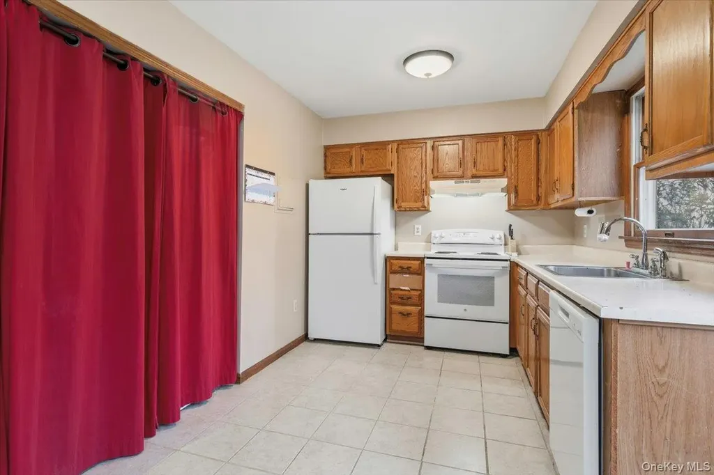 6 Maple Avenue Goshen NY 10924