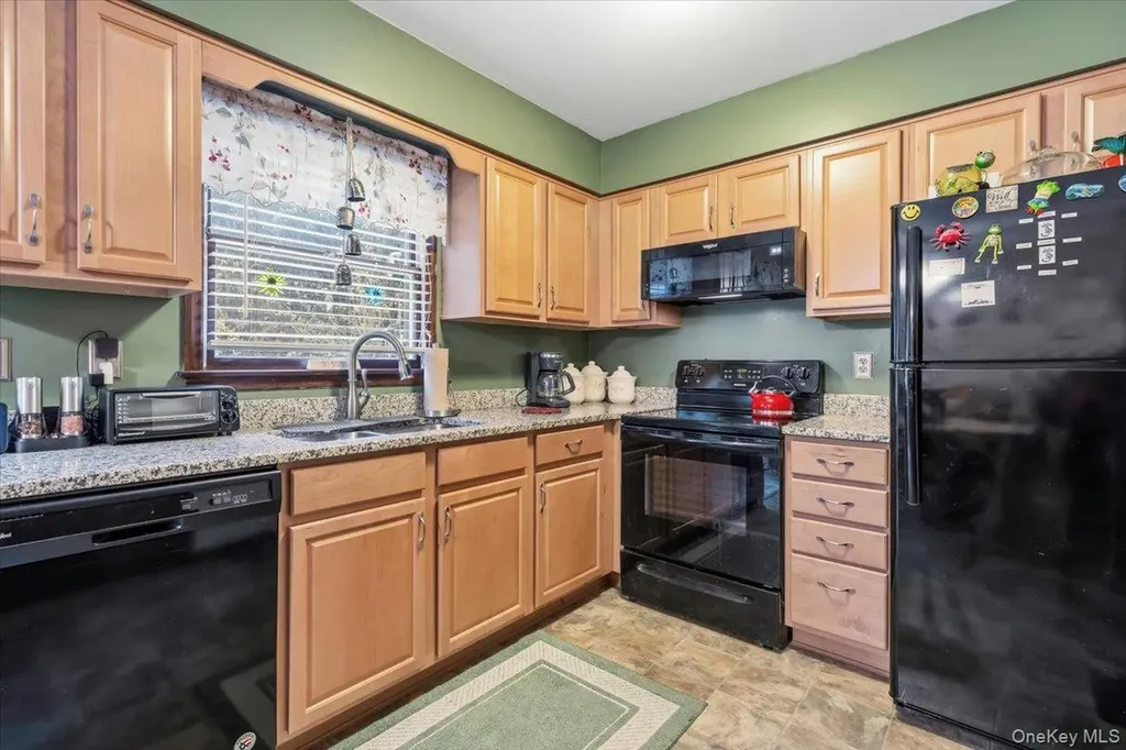 6 Maple Avenue Goshen NY 10924