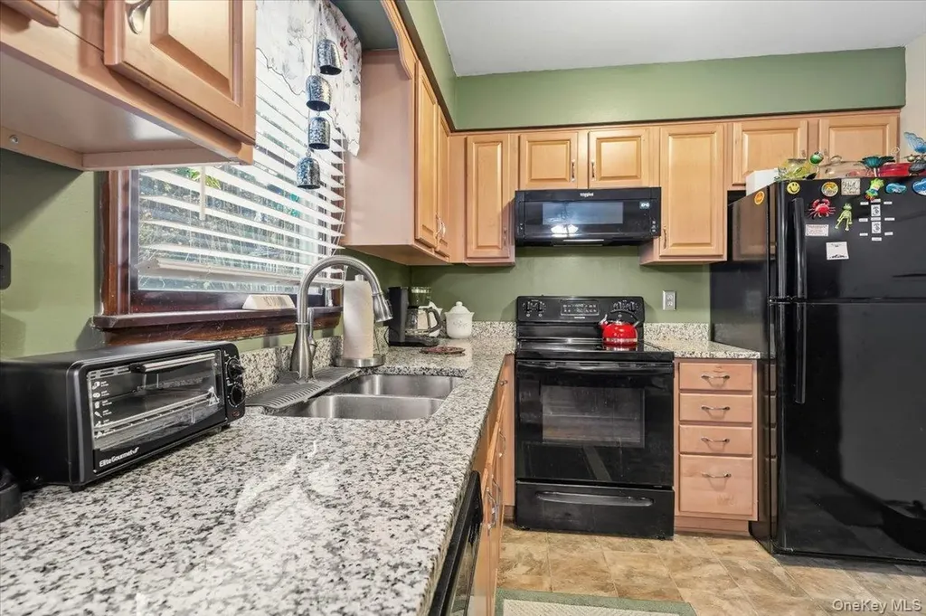 6 Maple Avenue Goshen NY 10924