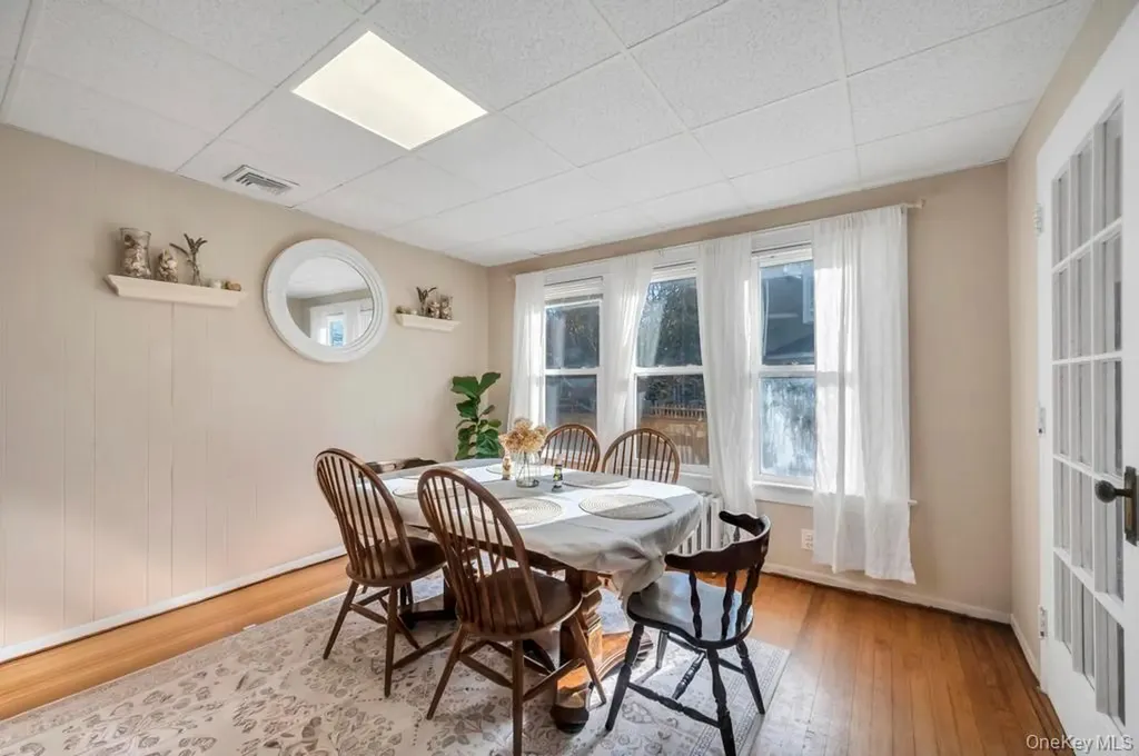 223 Cedar Avenue Patchogue NY 11772