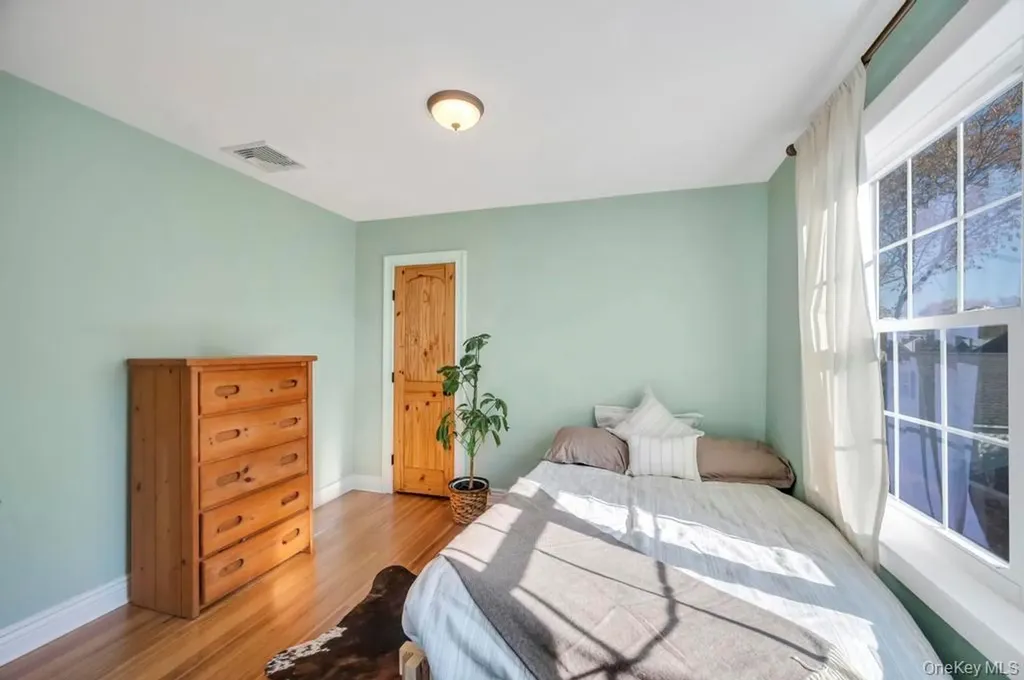 223 Cedar Avenue Patchogue NY 11772