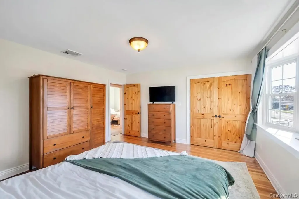 223 Cedar Avenue Patchogue NY 11772