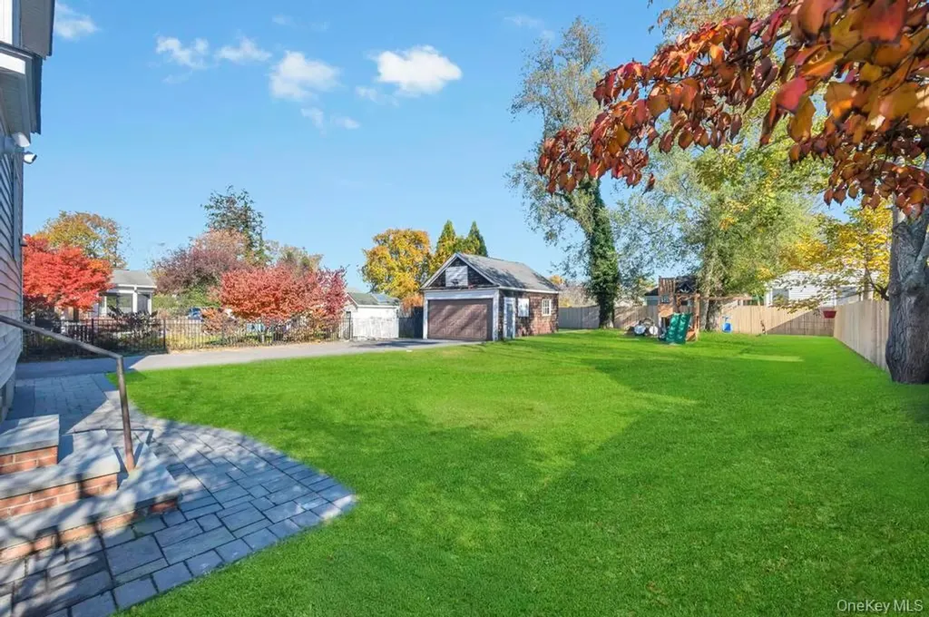 223 Cedar Avenue Patchogue NY 11772
