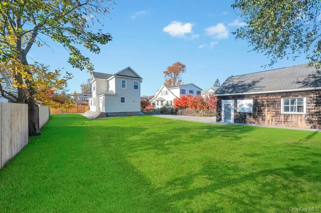223 Cedar Avenue Patchogue NY 11772