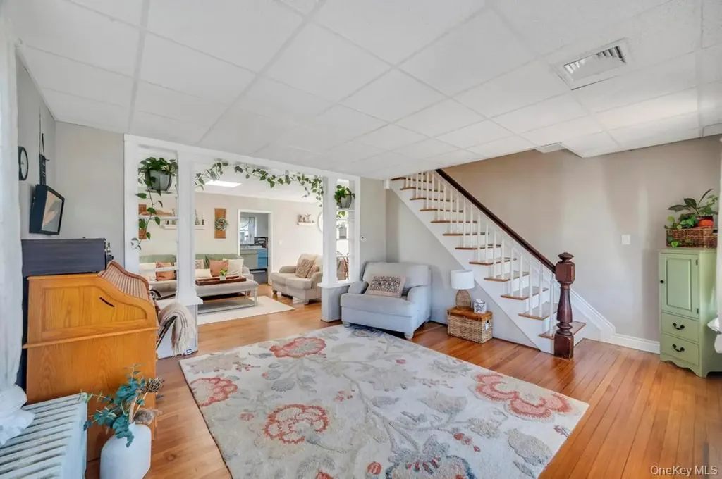 223 Cedar Avenue Patchogue NY 11772