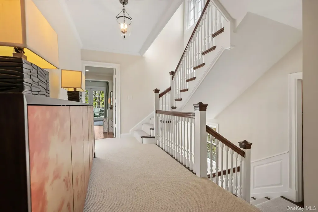 7 Plateau Circle W Bronxville NY 10708
