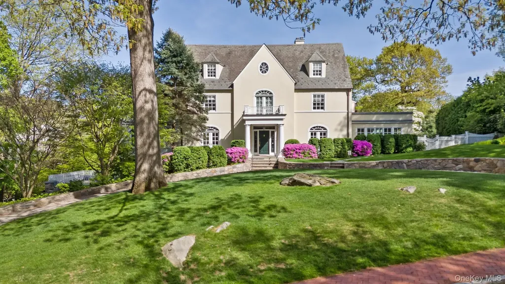 7 Plateau Circle W Bronxville NY 10708