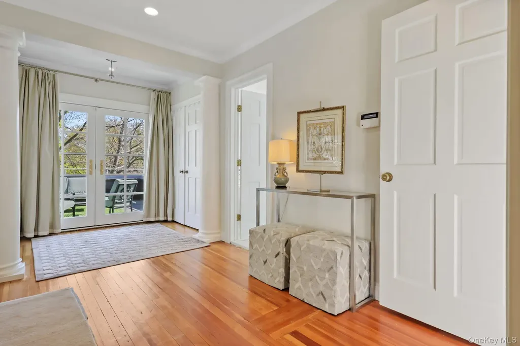7 Plateau Circle W Bronxville NY 10708