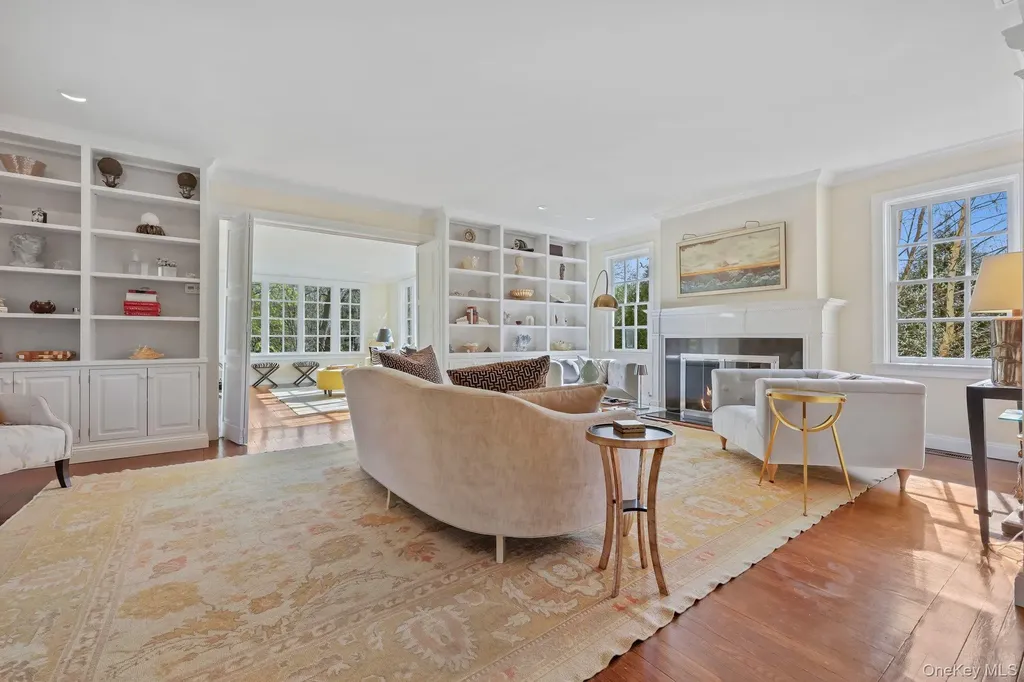 7 Plateau Circle W Bronxville NY 10708