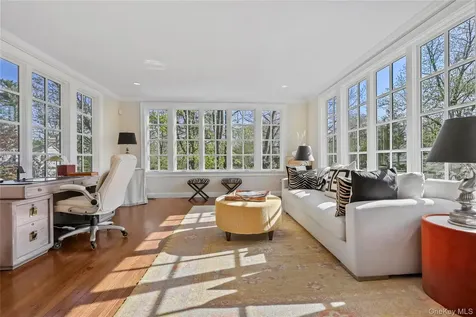 7 Plateau Circle W Bronxville NY 10708