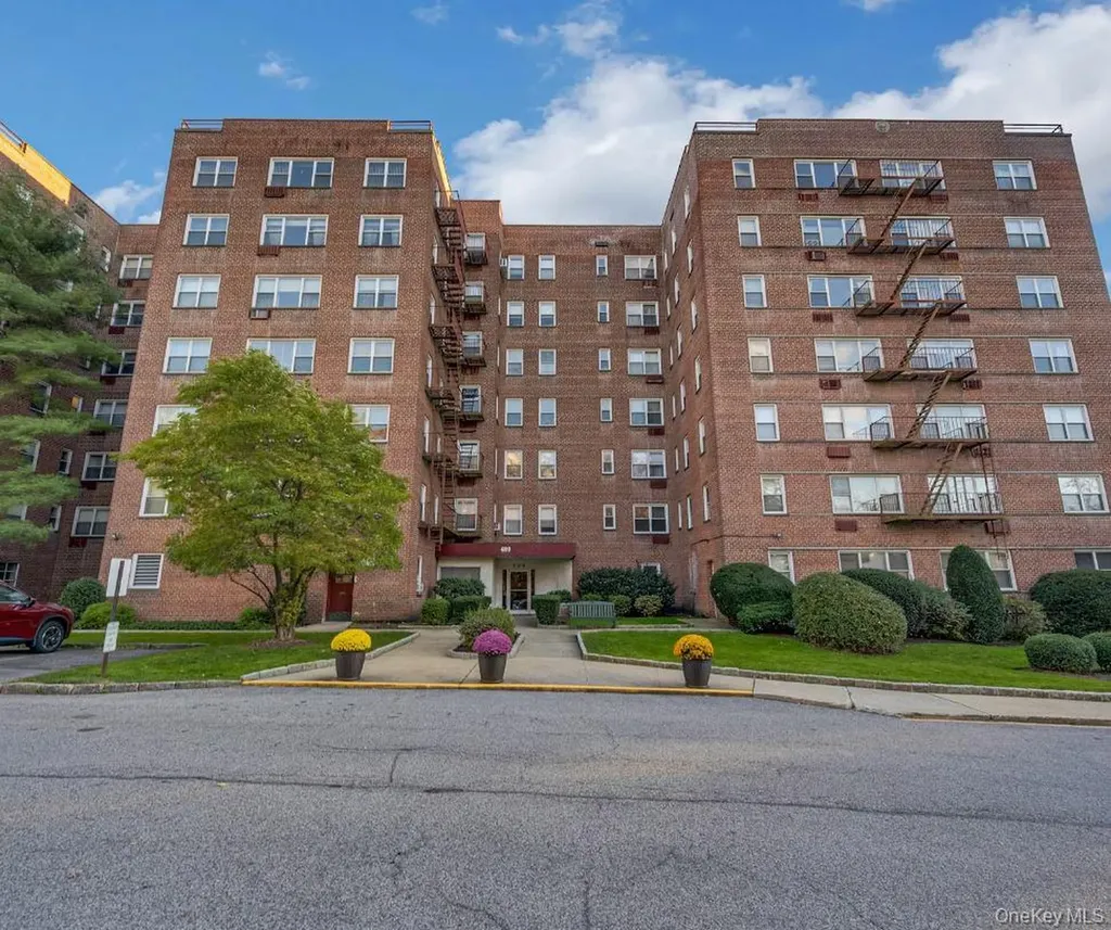 609 Palmer Road Yonkers NY 10701