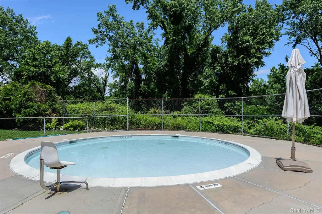 1 East Mill Drive Great Neck NY 11021