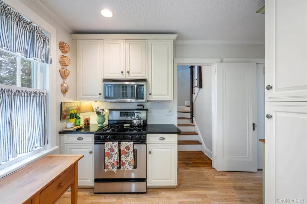 83 Sunnyside Drive Yonkers NY 10705
