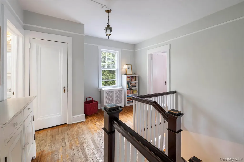 83 Sunnyside Drive Yonkers NY 10705