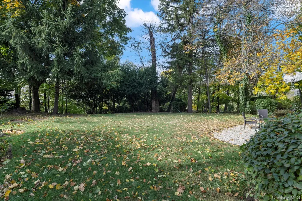 83 Sunnyside Drive Yonkers NY 10705