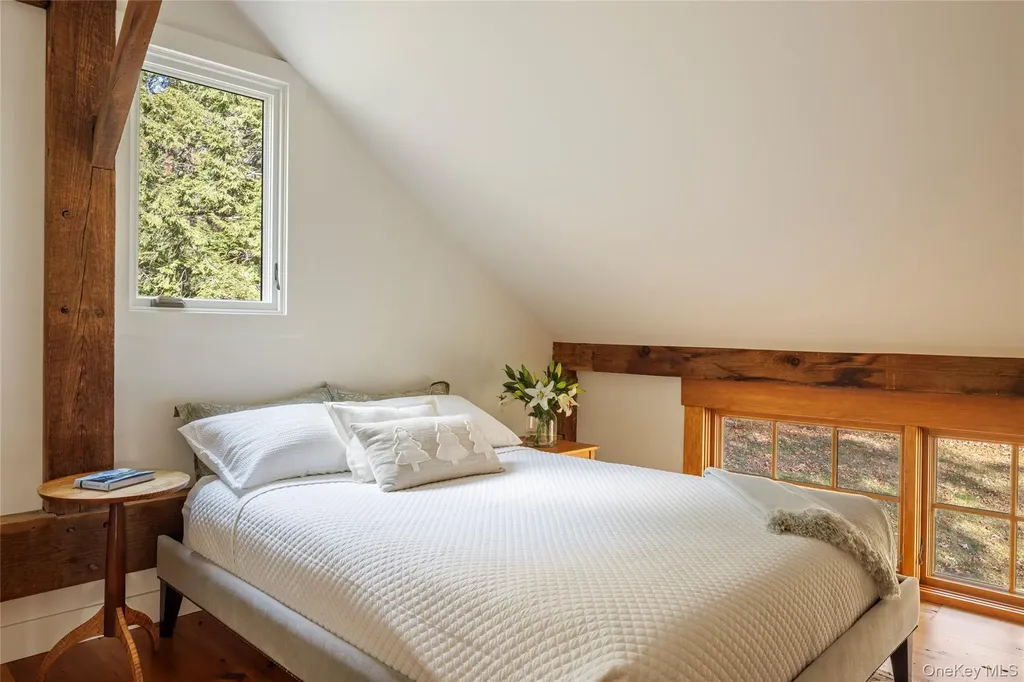 46 Lockrow Road Troy NY 12180