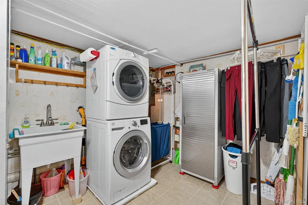 27-29 W Conkling Avenue Middletown NY 10940