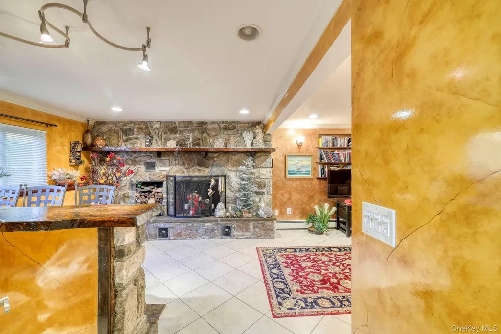 135 Barrett Hill Road Carmel NY 10512
