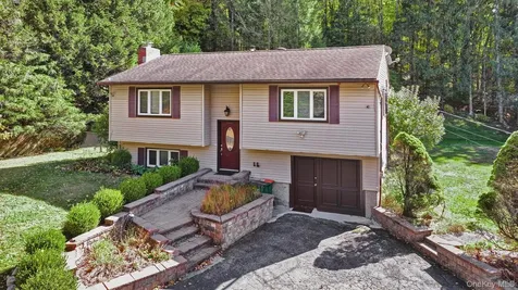 135 Barrett Hill Road Carmel NY 10512