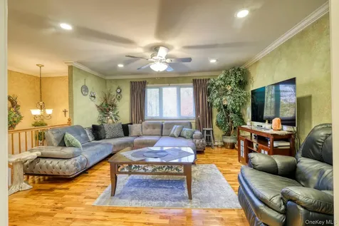 135 Barrett Hill Road Carmel NY 10512