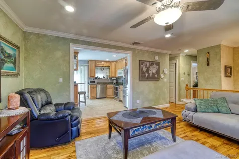 135 Barrett Hill Road Carmel NY 10512