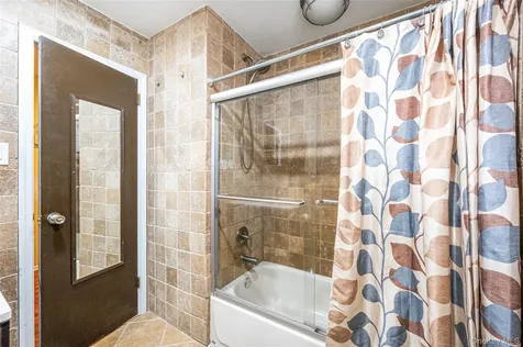 201 Oakland Avenue Deer Park NY 11729