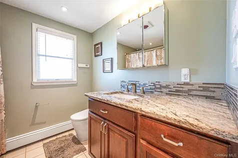 201 Oakland Avenue Deer Park NY 11729